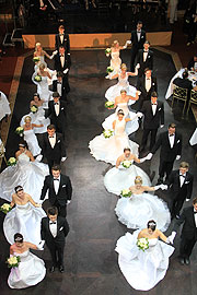 Die Debütanten 2012 (©Foto: Martin Schmitz)